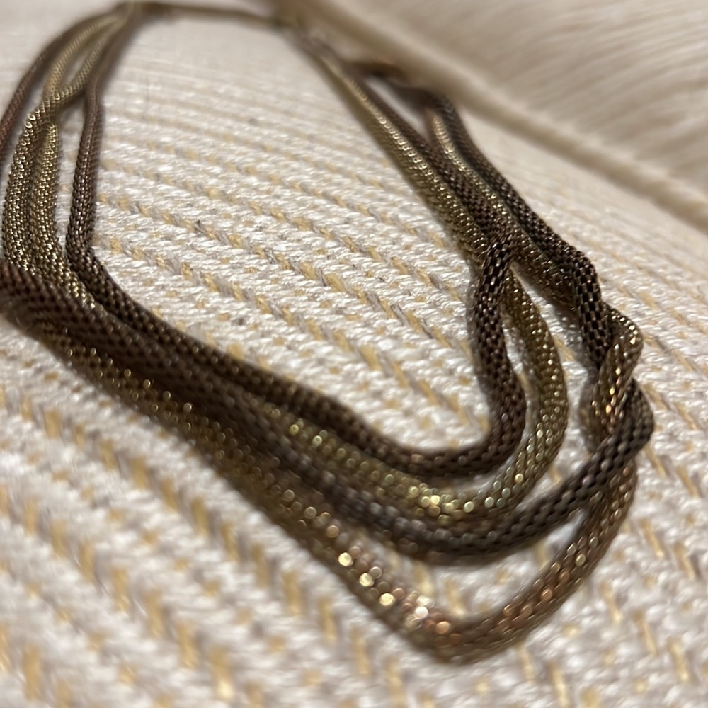 Two Metal Necklaces - Picture 2 of 7